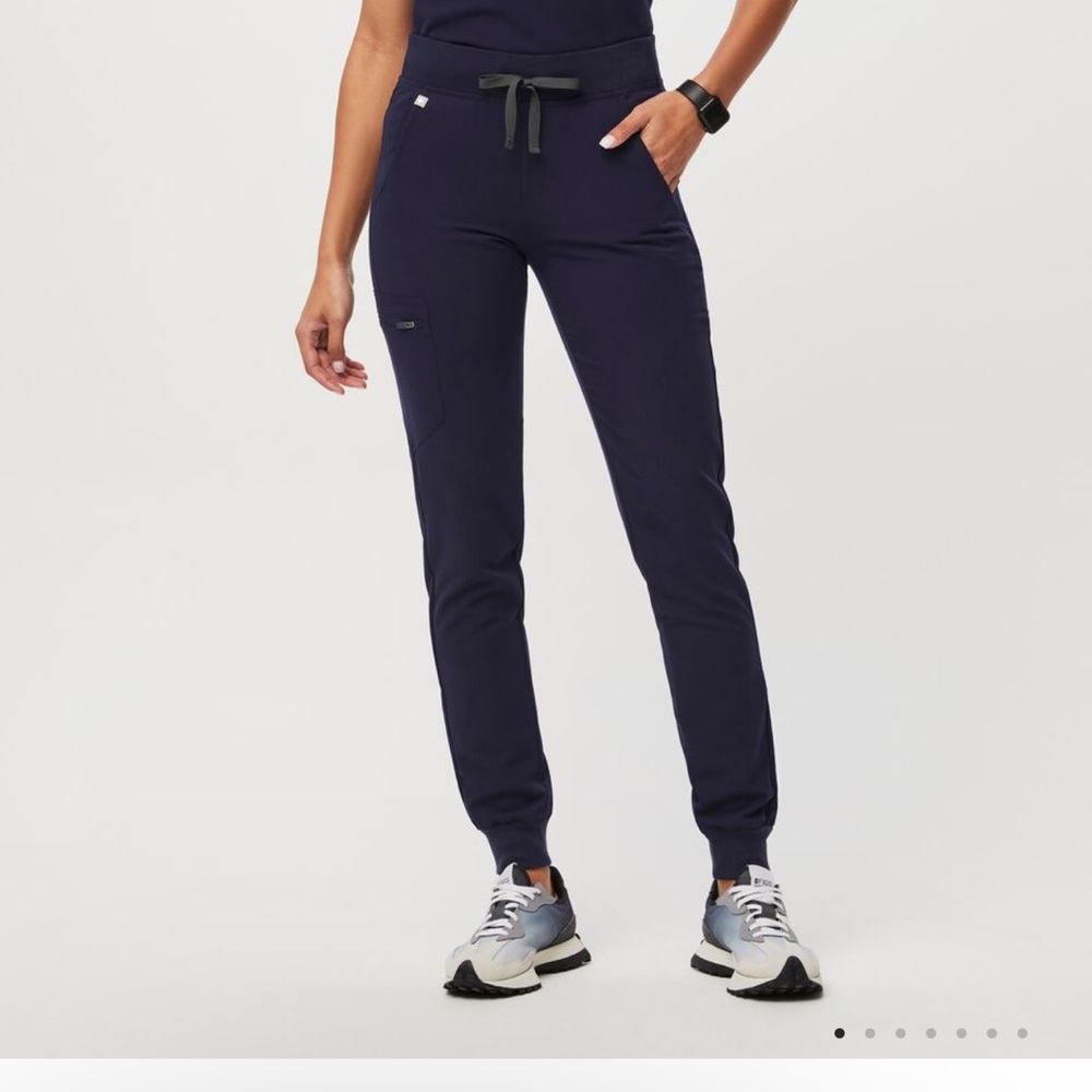 Figs large petite navy joggers